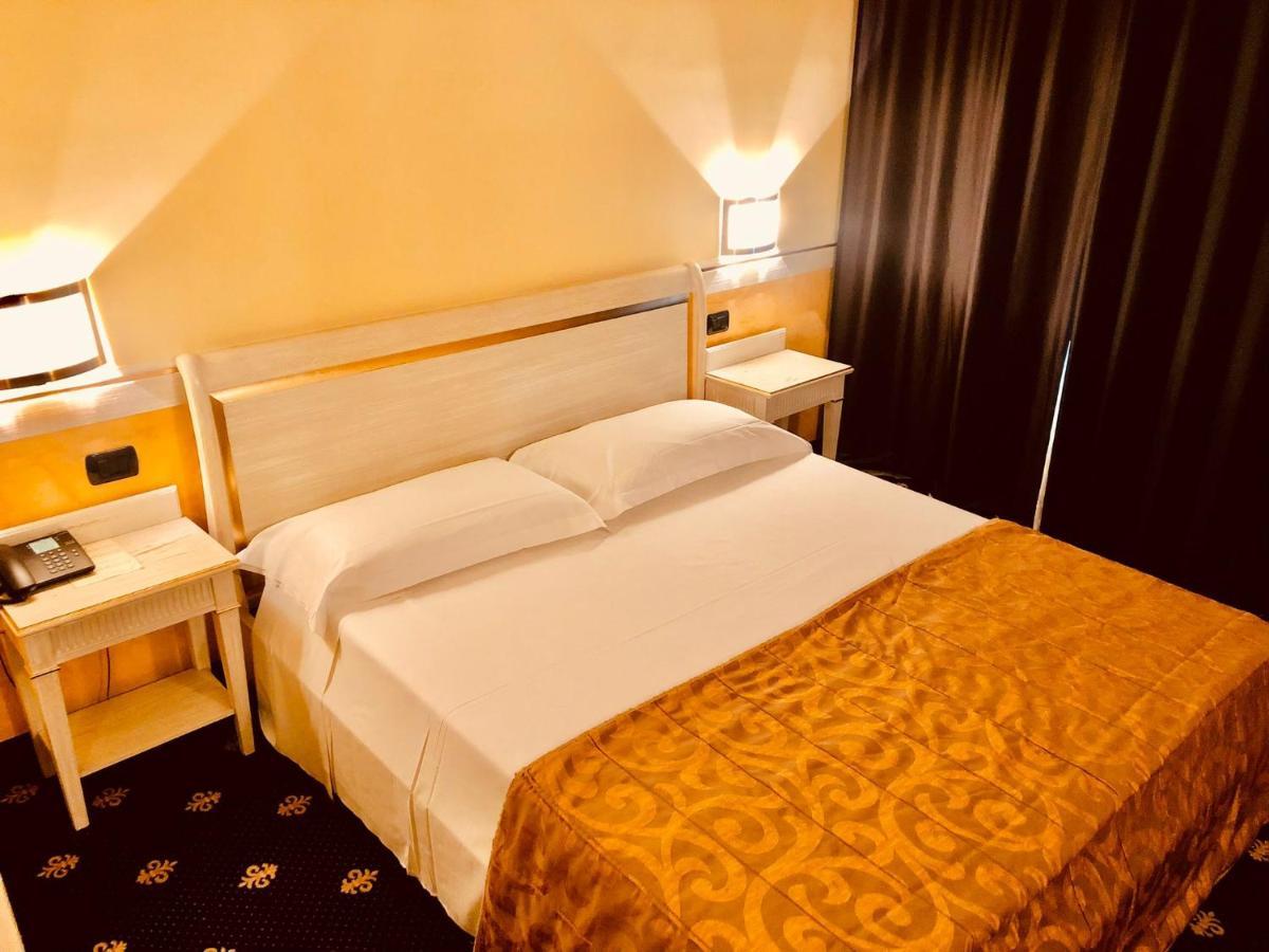 Motel Malpensa Inn & Hotel-Airport Case Nuove  Zewnętrze zdjęcie