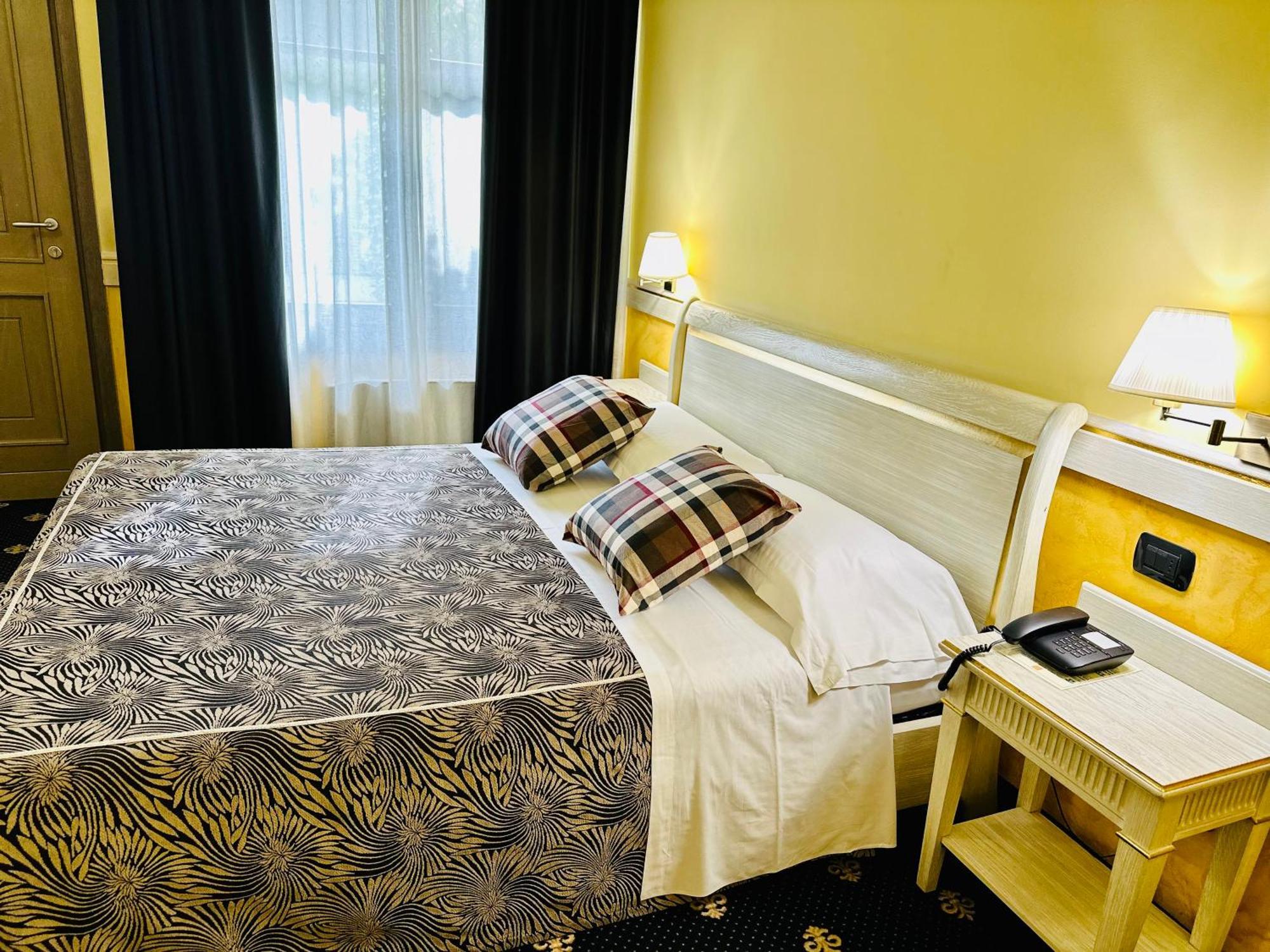 Motel Malpensa Inn & Hotel-Airport Case Nuove  Zewnętrze zdjęcie